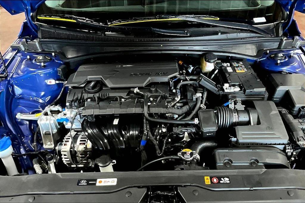 new 2025 Hyundai Elantra car, priced at $21,605