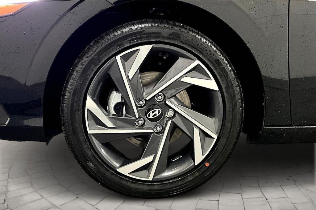 new 2025 Hyundai ELANTRA HEV car, priced at $26,267