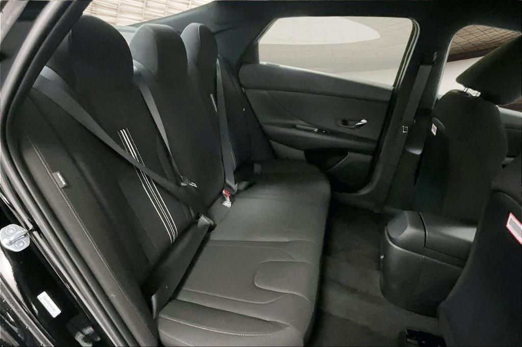 new 2025 Hyundai ELANTRA HEV car, priced at $26,267