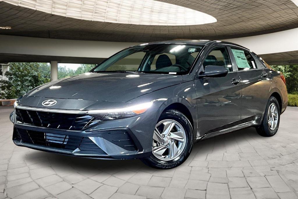 new 2025 Hyundai Elantra car, priced at $21,632