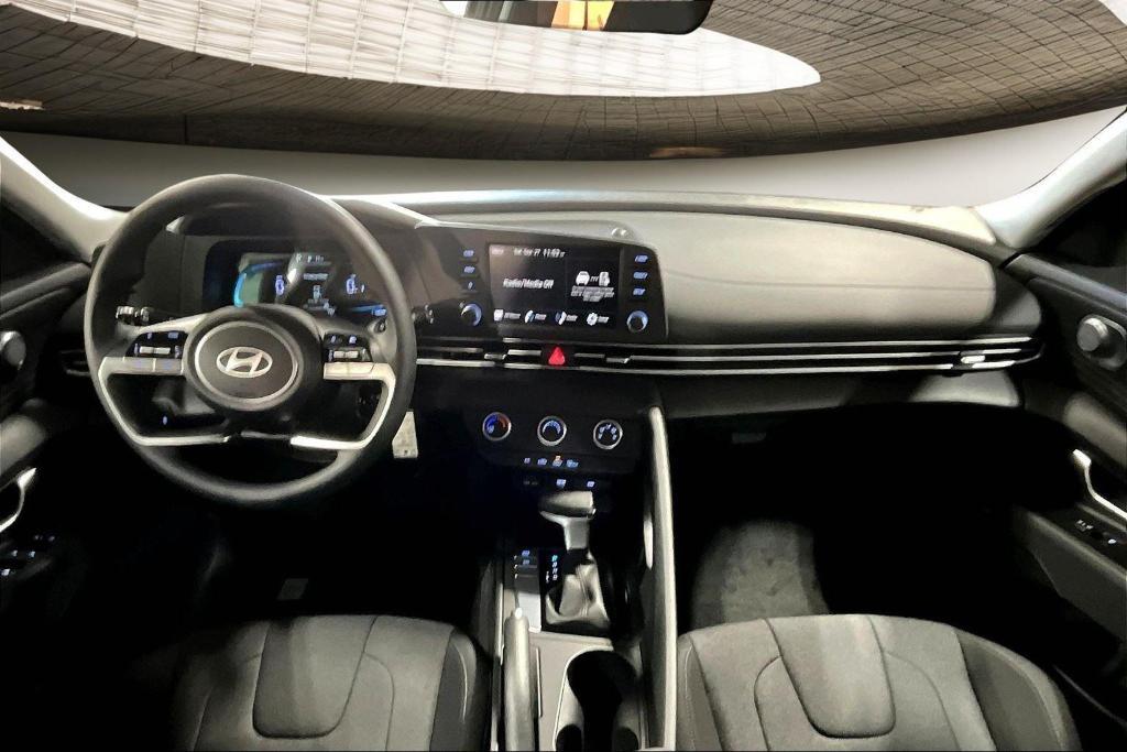 new 2025 Hyundai Elantra car, priced at $21,632