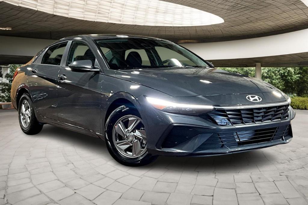 new 2025 Hyundai Elantra car, priced at $21,632