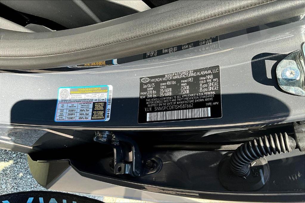 new 2025 Hyundai Tucson car, priced at $29,037