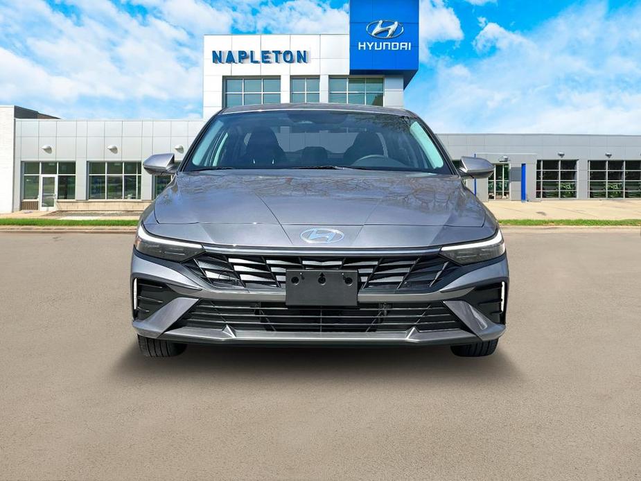 new 2025 Hyundai Elantra HEV car, priced at $26,765