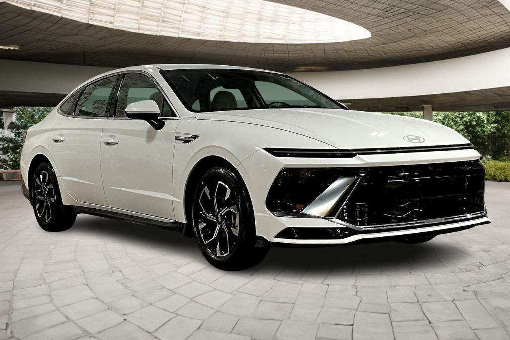 new 2025 Hyundai Sonata car, priced at $29,117