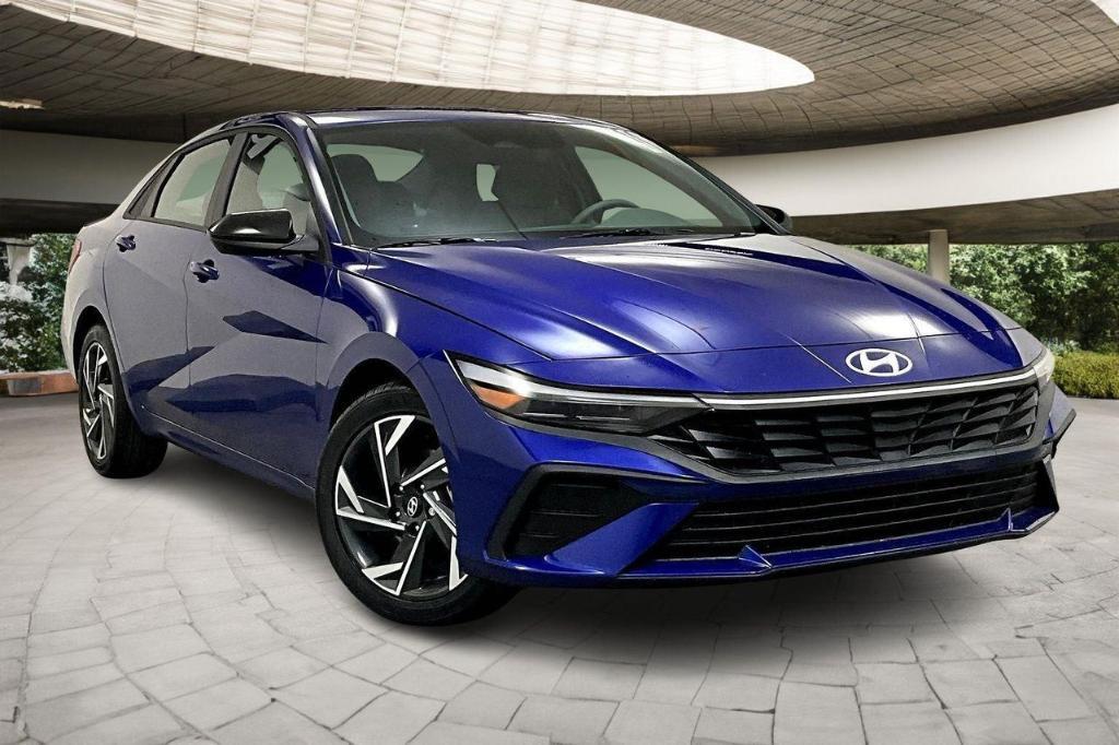 new 2025 Hyundai Elantra car, priced at $23,528