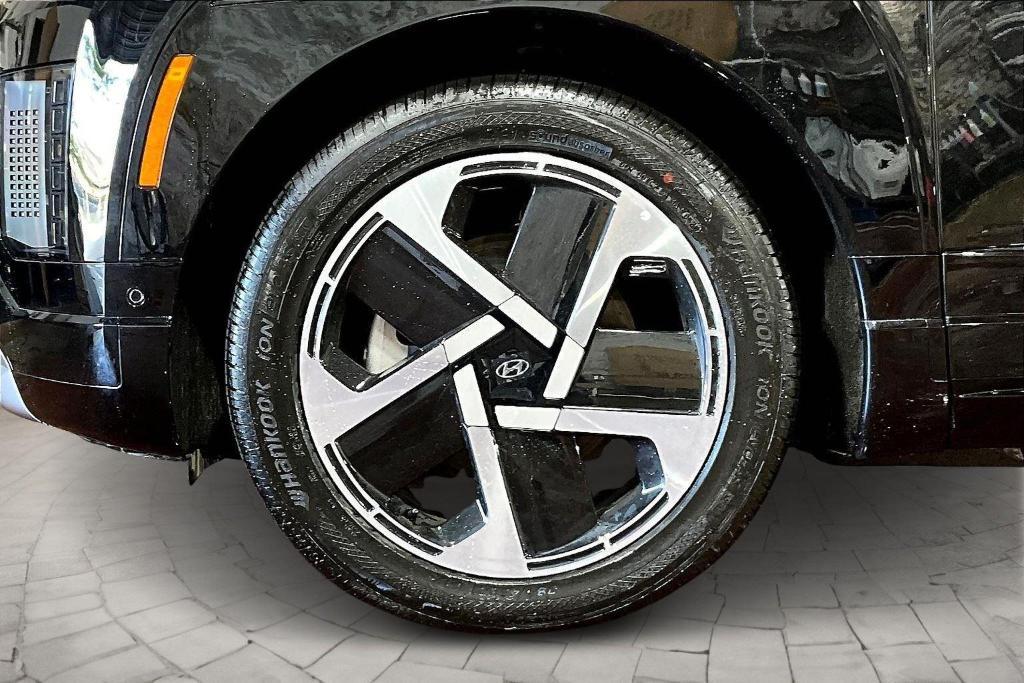 new 2026 Hyundai IONIQ 9 car, priced at $73,239