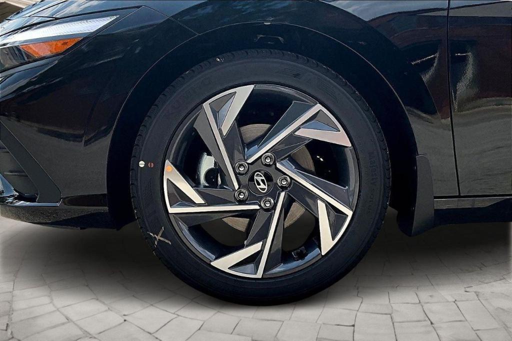 new 2025 Hyundai Elantra car, priced at $22,595