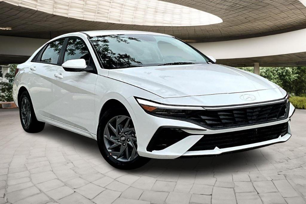 new 2025 Hyundai ELANTRA HEV car, priced at $27,735