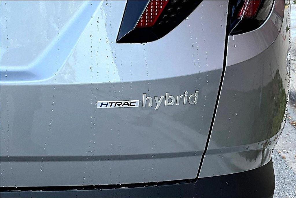 new 2025 Hyundai TUCSON Hybrid car, priced at $31,315