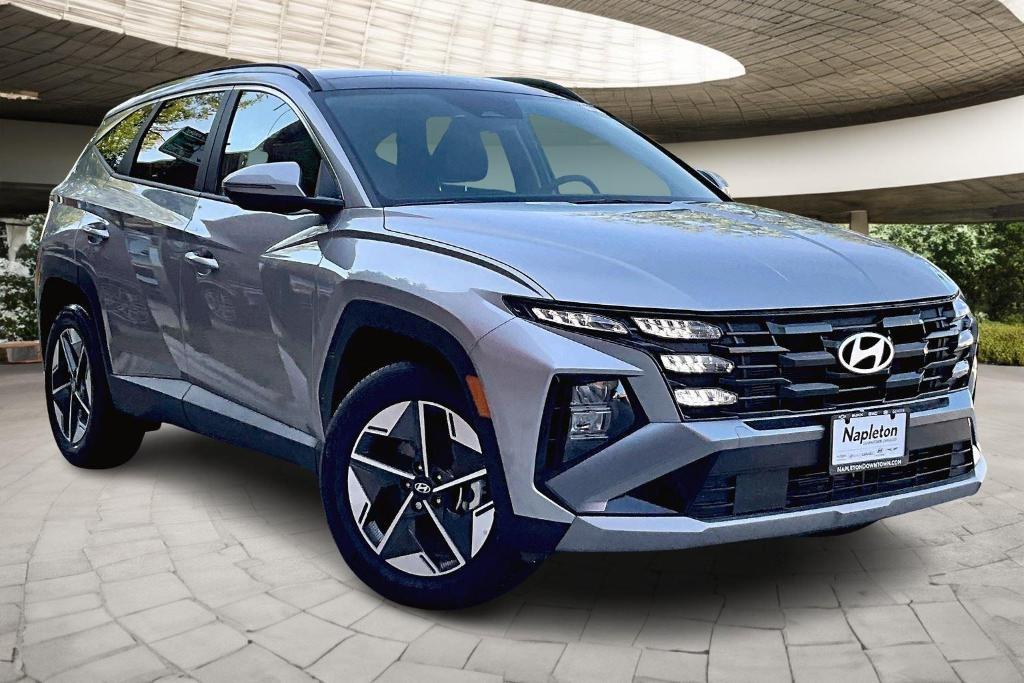 new 2025 Hyundai TUCSON Hybrid car, priced at $31,315