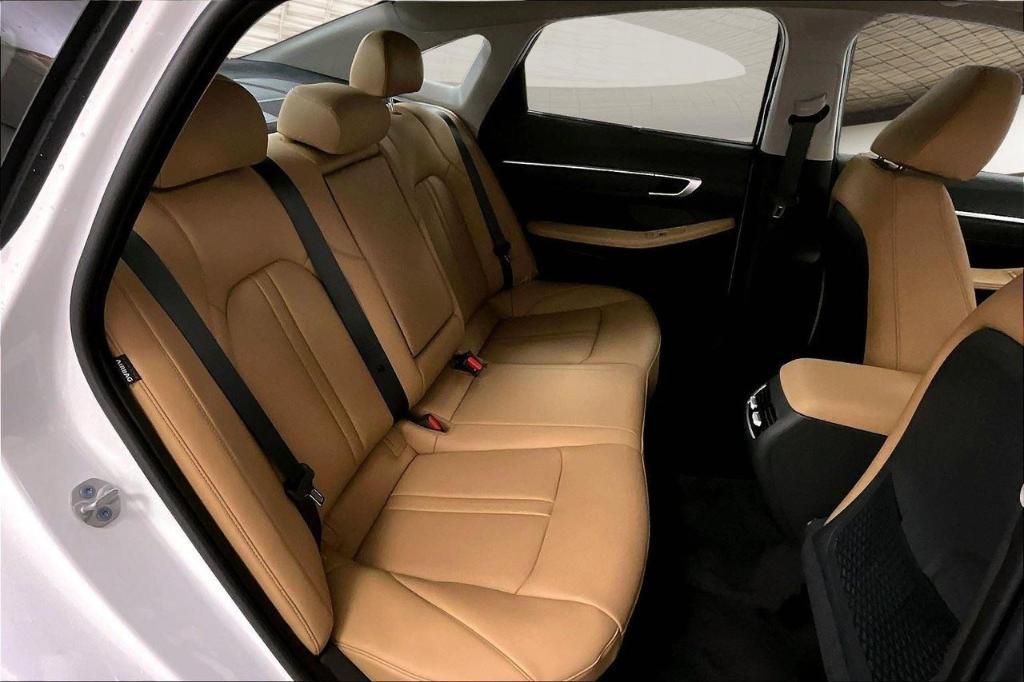 new 2025 Hyundai Sonata Hybrid car, priced at $39,960