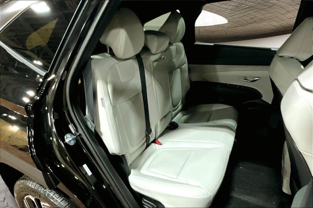 new 2026 Hyundai TUCSON Hybrid car, priced at $41,150