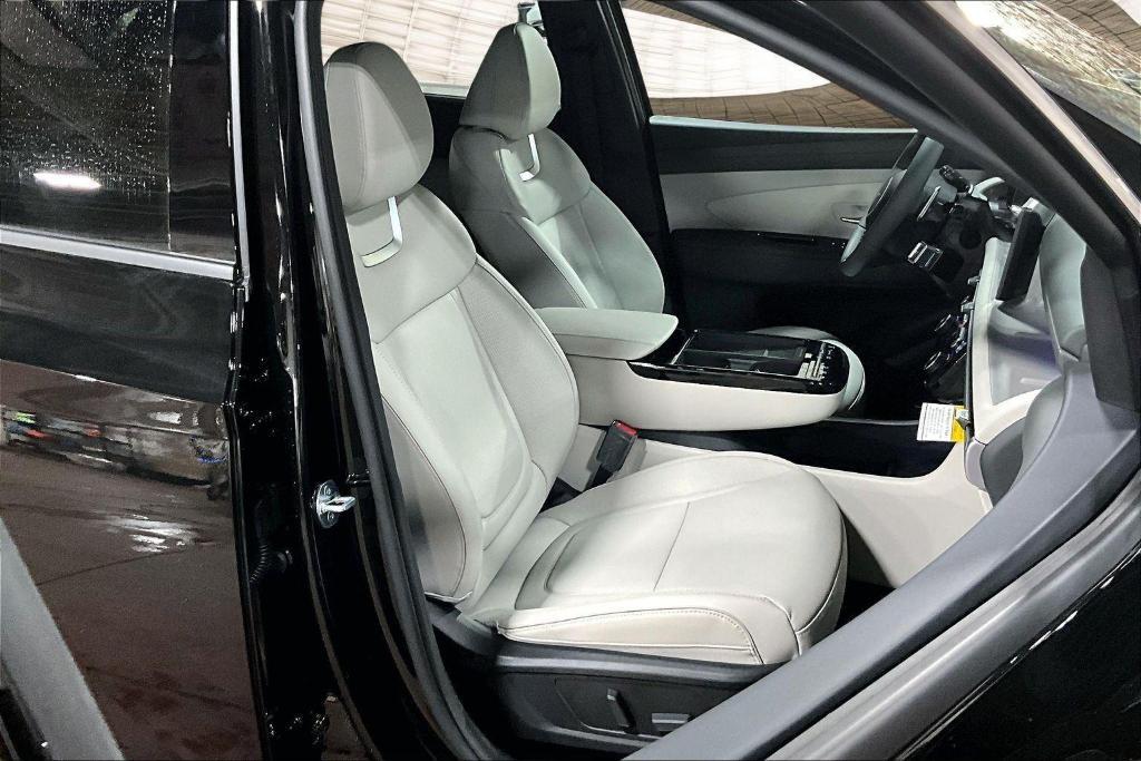 new 2026 Hyundai TUCSON Hybrid car, priced at $41,150