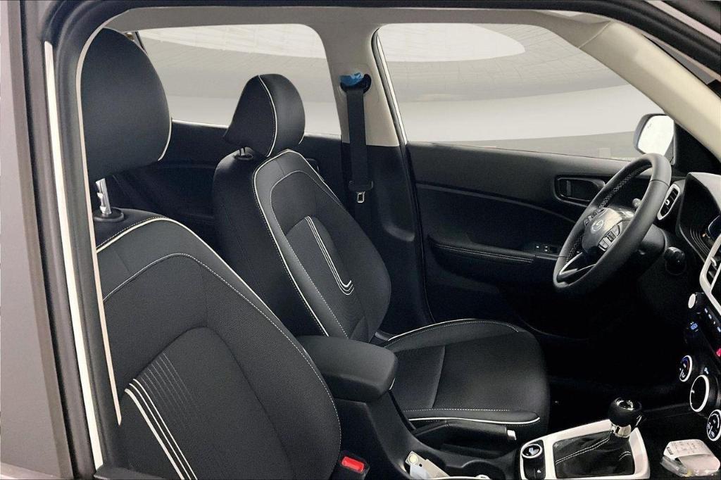 new 2025 Hyundai Venue car, priced at $24,580