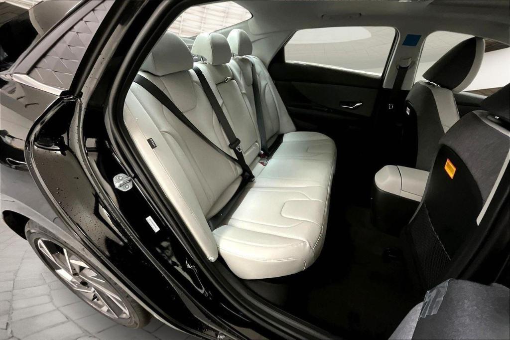 new 2025 Hyundai ELANTRA HEV car, priced at $30,322