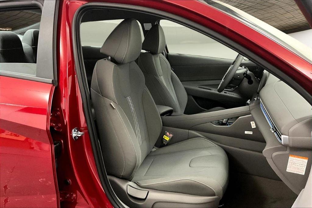 new 2025 Hyundai ELANTRA HEV car, priced at $28,220