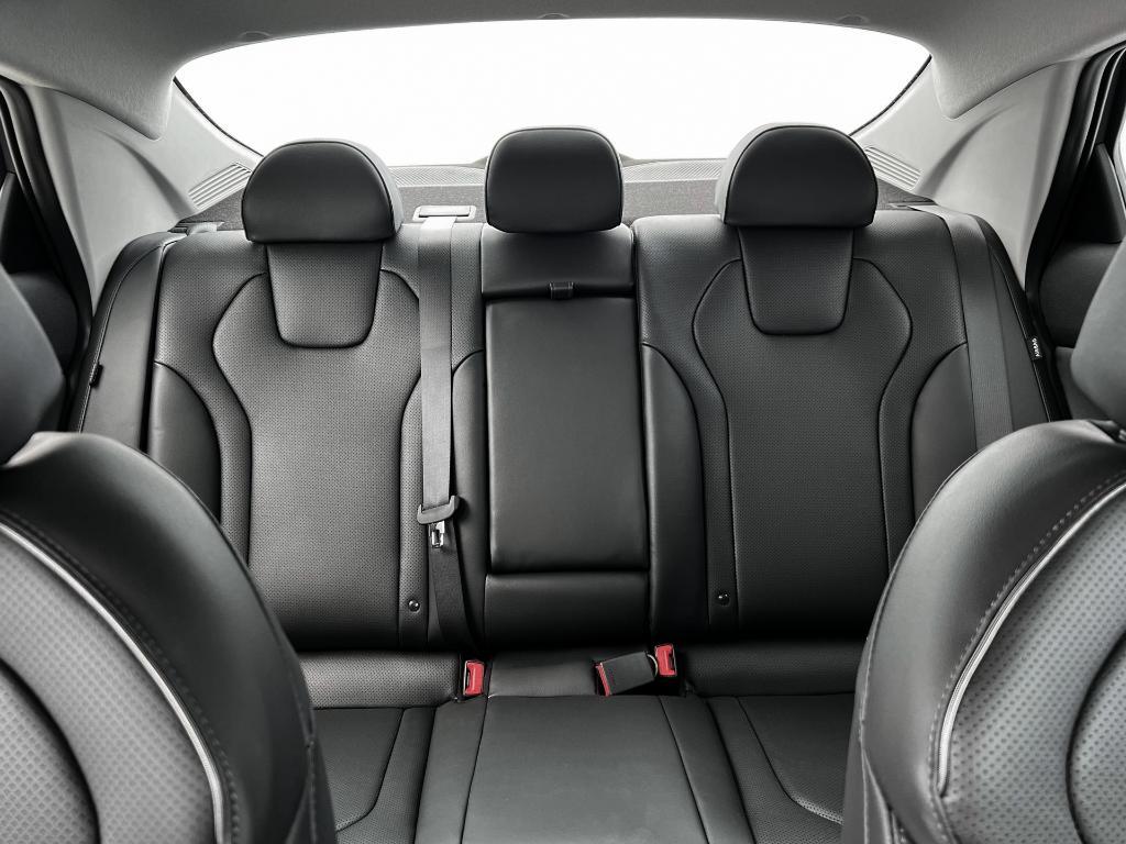 new 2025 Hyundai ELANTRA HEV car, priced at $29,982
