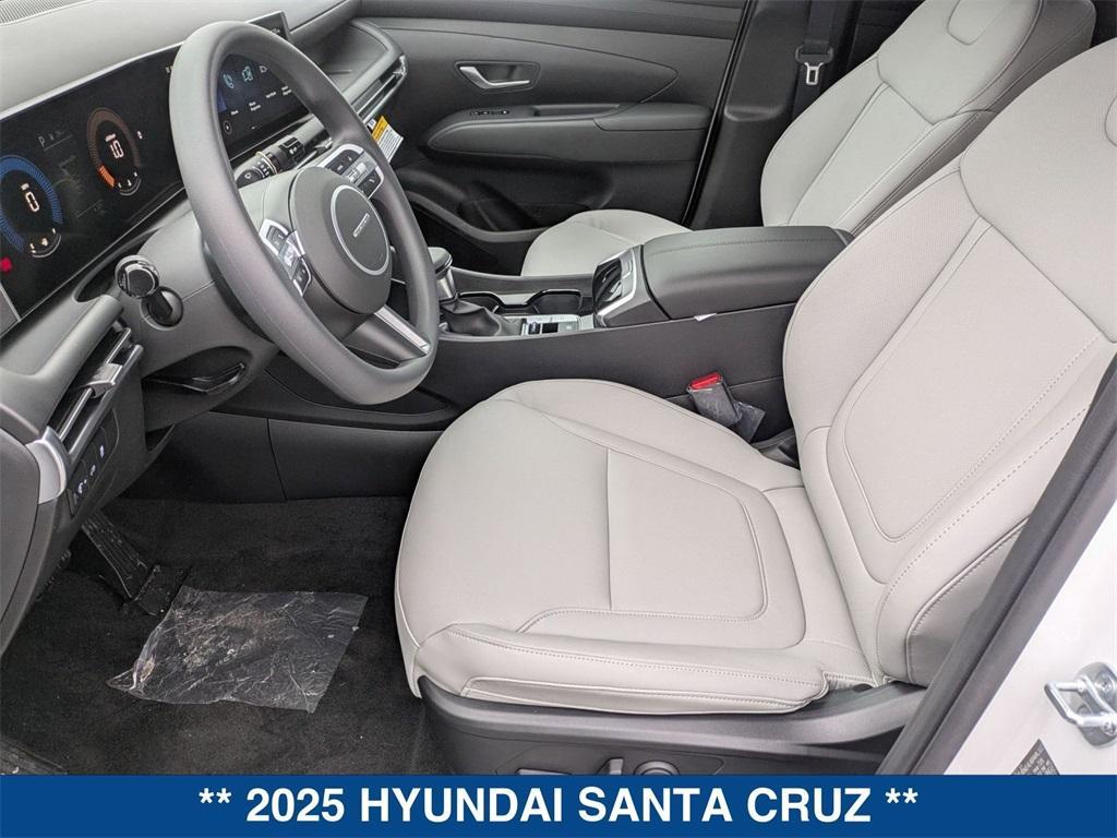 new 2025 Hyundai Santa Cruz car, priced at $33,600