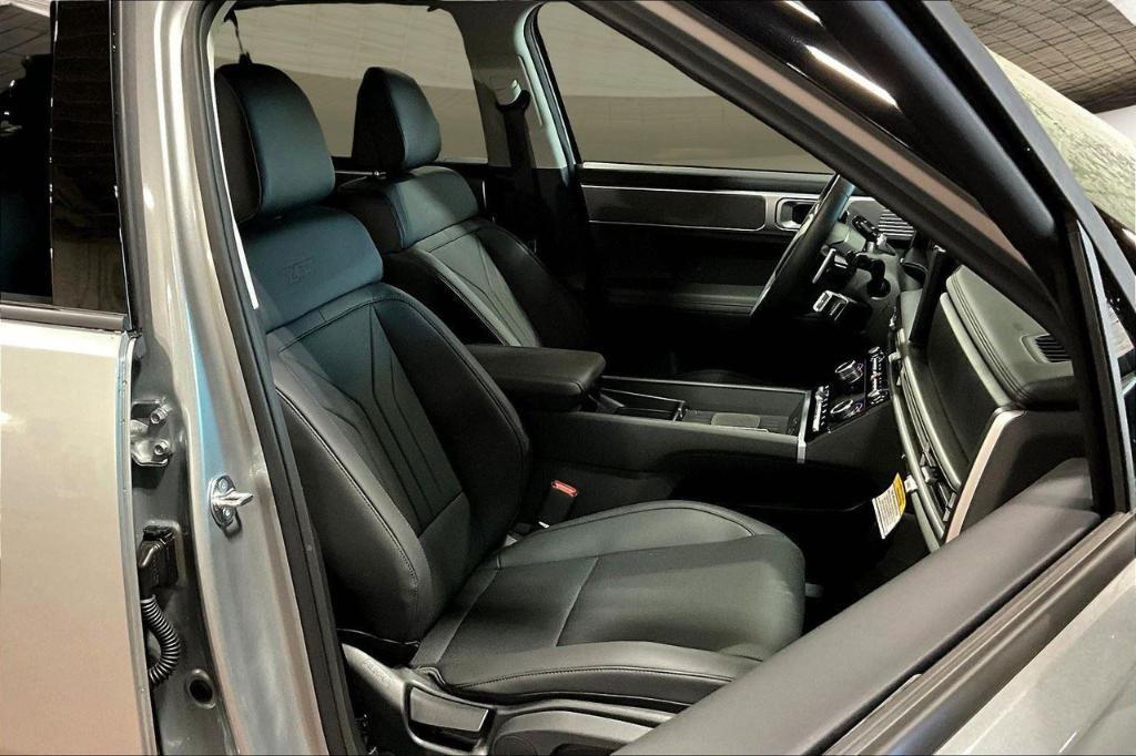 new 2025 Hyundai Santa Fe car, priced at $37,831