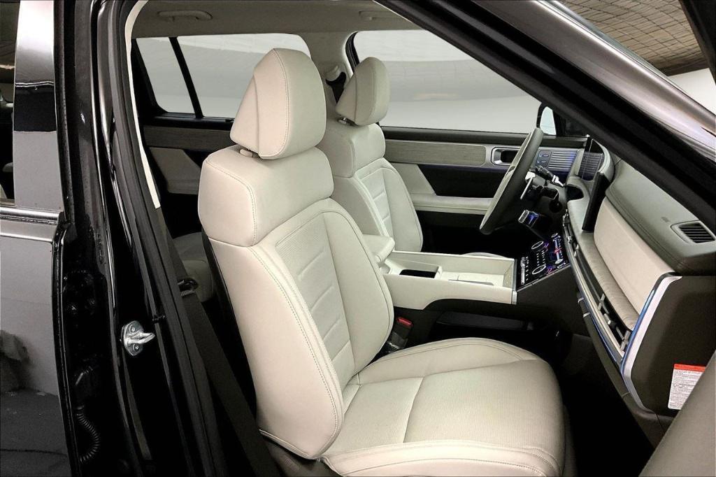 new 2025 Hyundai SANTA FE HEV car, priced at $51,929