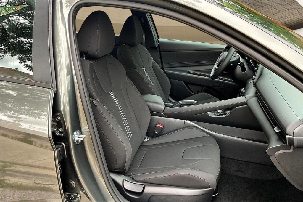 new 2025 Hyundai Elantra car, priced at $22,644