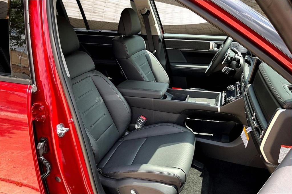 new 2025 Hyundai SANTA FE HEV car, priced at $48,347
