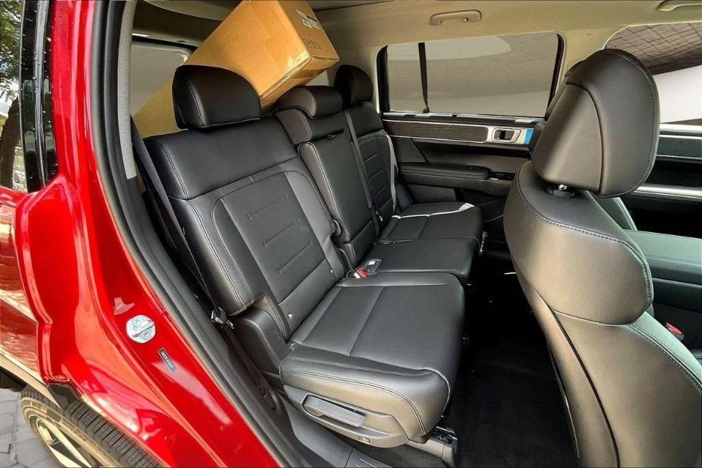 new 2025 Hyundai SANTA FE HEV car, priced at $48,347