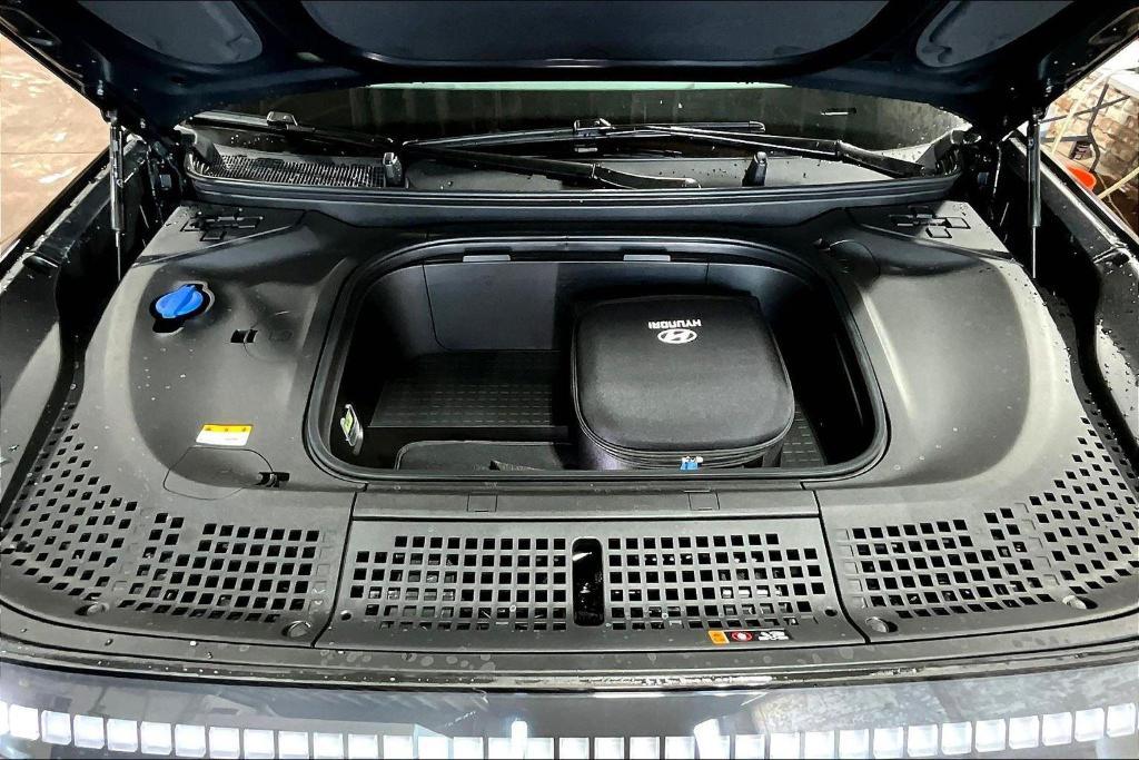 new 2026 Hyundai IONIQ 9 car, priced at $65,311