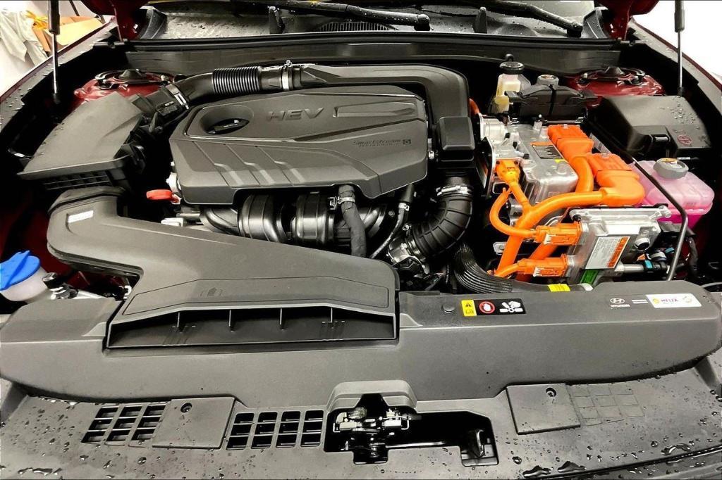 new 2025 Hyundai Sonata Hybrid car, priced at $39,161
