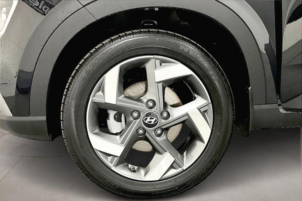 new 2025 Hyundai Venue car, priced at $23,960