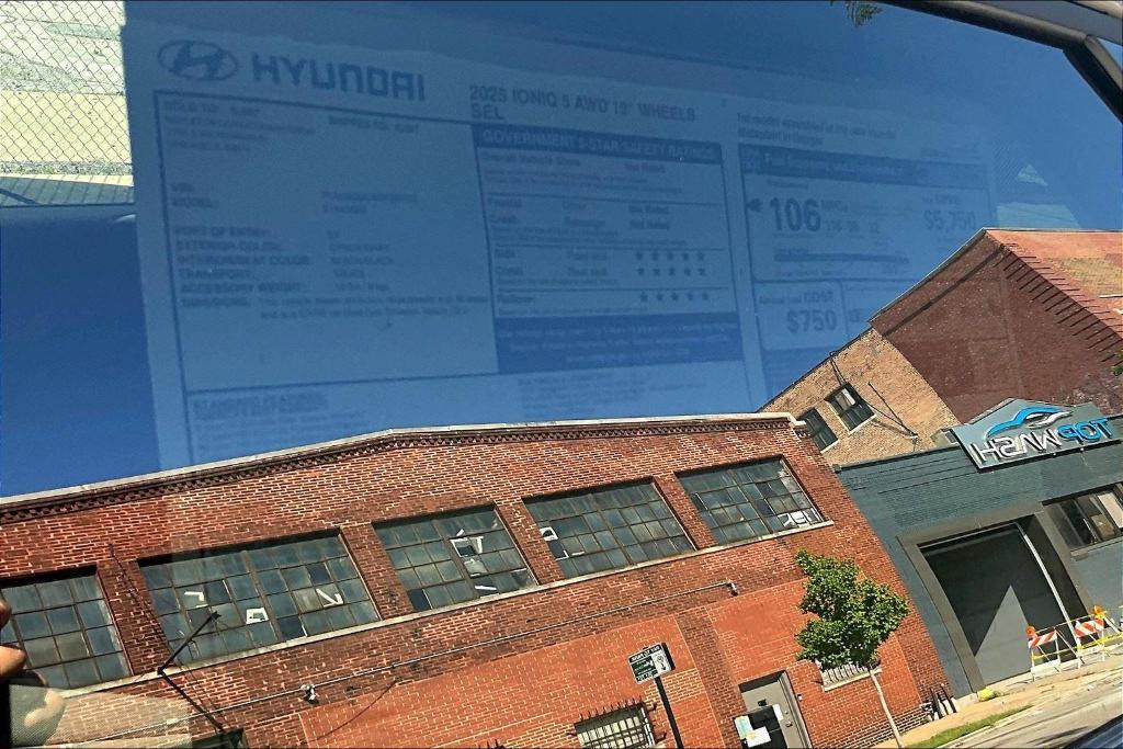 new 2025 Hyundai IONIQ 5 car, priced at $50,126