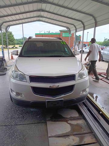 used 2012 Chevrolet Traverse car, priced at $9,500