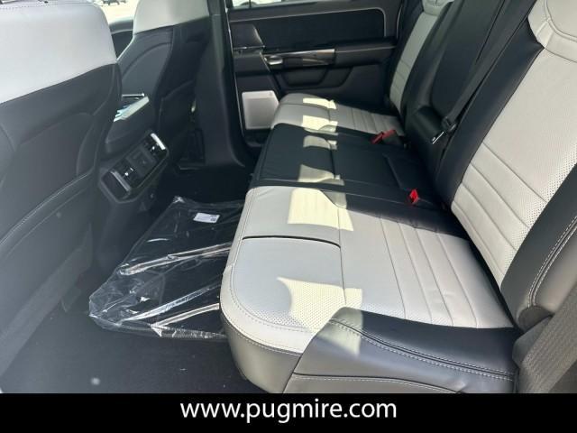 new 2025 Ford F-150 Lightning car