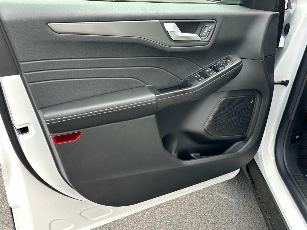 new 2025 Ford Escape car, priced at $37,585