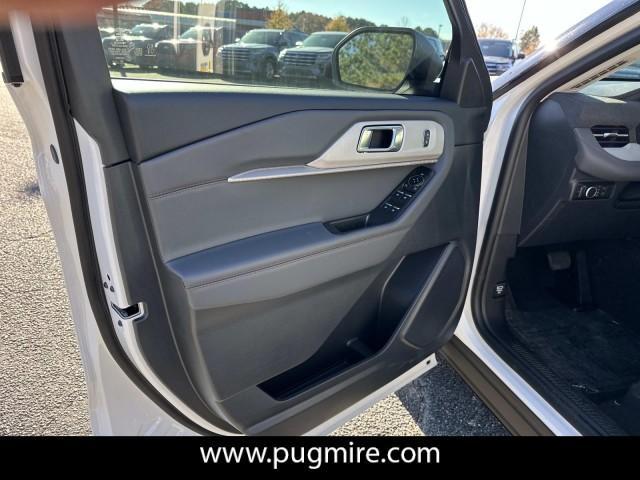 new 2026 Ford Explorer car, priced at $39,820