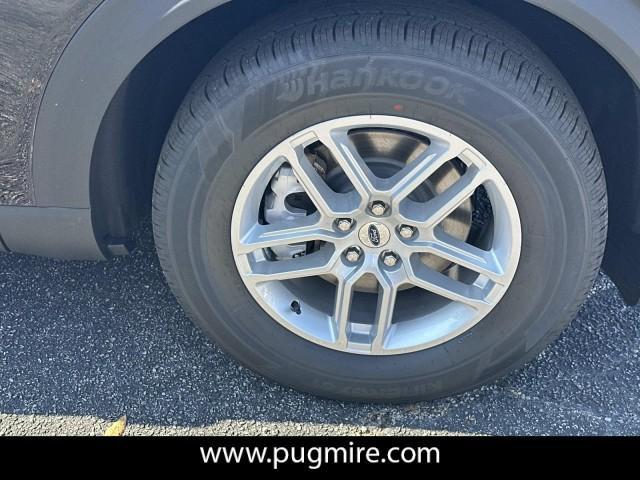 new 2025 Ford Explorer car, priced at $38,720