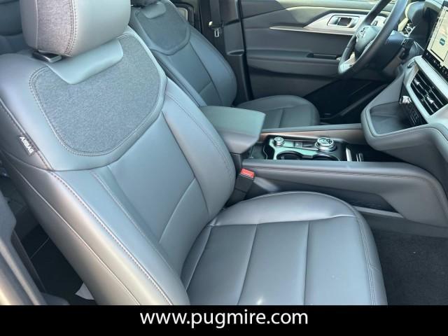 new 2025 Ford Explorer car, priced at $38,720