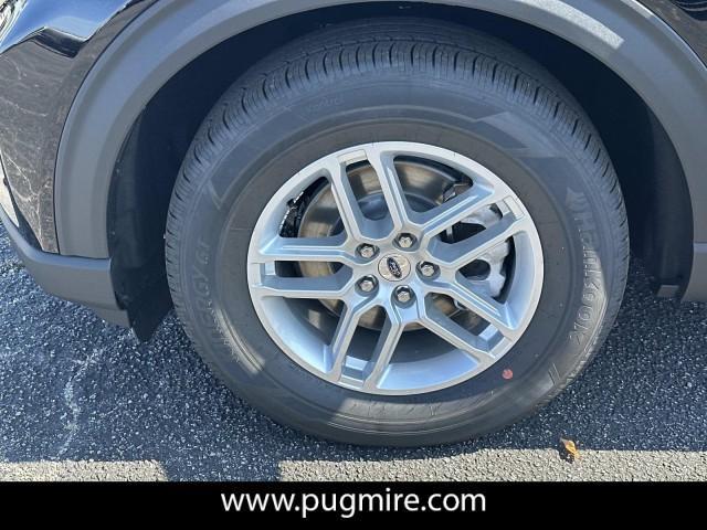 new 2025 Ford Explorer car, priced at $38,720