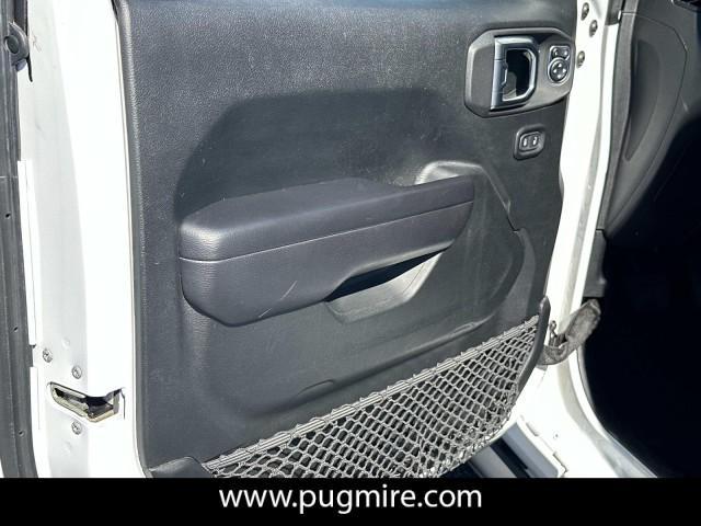 used 2021 Jeep Gladiator car, priced at $27,995