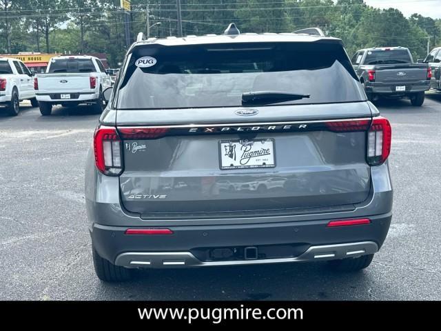 new 2025 Ford Explorer car, priced at $41,120