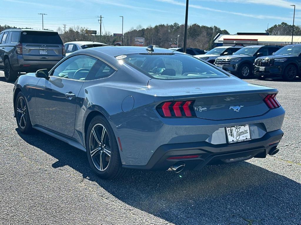 new 2025 Ford Mustang car