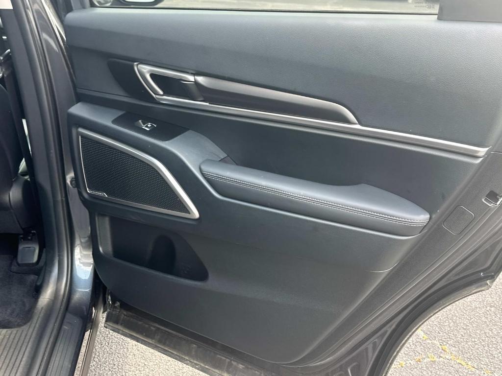 used 2024 Kia Telluride car, priced at $34,895