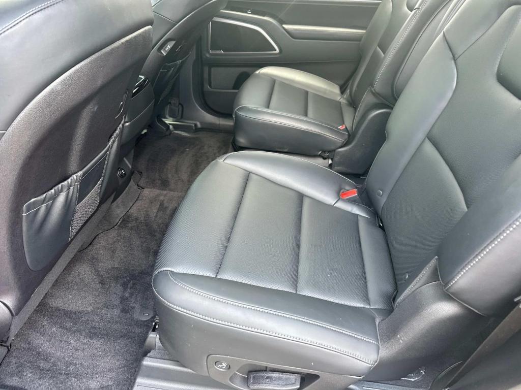 used 2024 Kia Telluride car, priced at $34,895