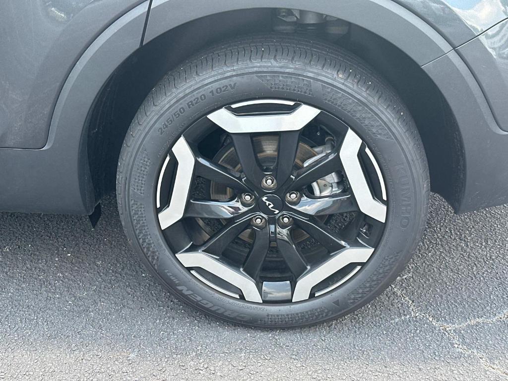 used 2024 Kia Telluride car, priced at $34,895