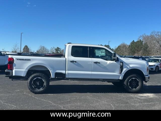 new 2025 Ford F-250 car