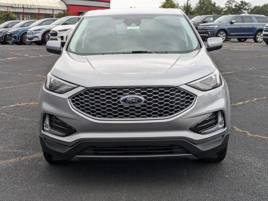 new 2024 Ford Edge car, priced at $36,005