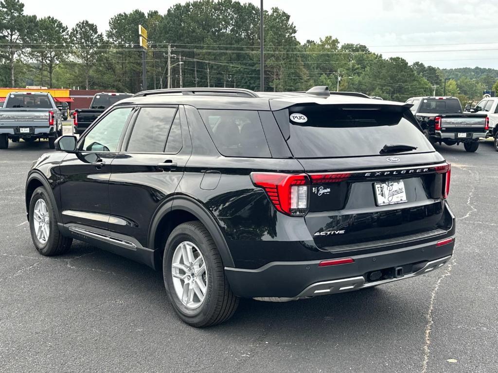 new 2025 Ford Explorer car, priced at $39,090