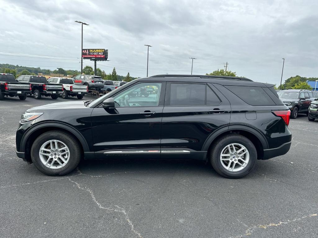 new 2025 Ford Explorer car, priced at $39,090
