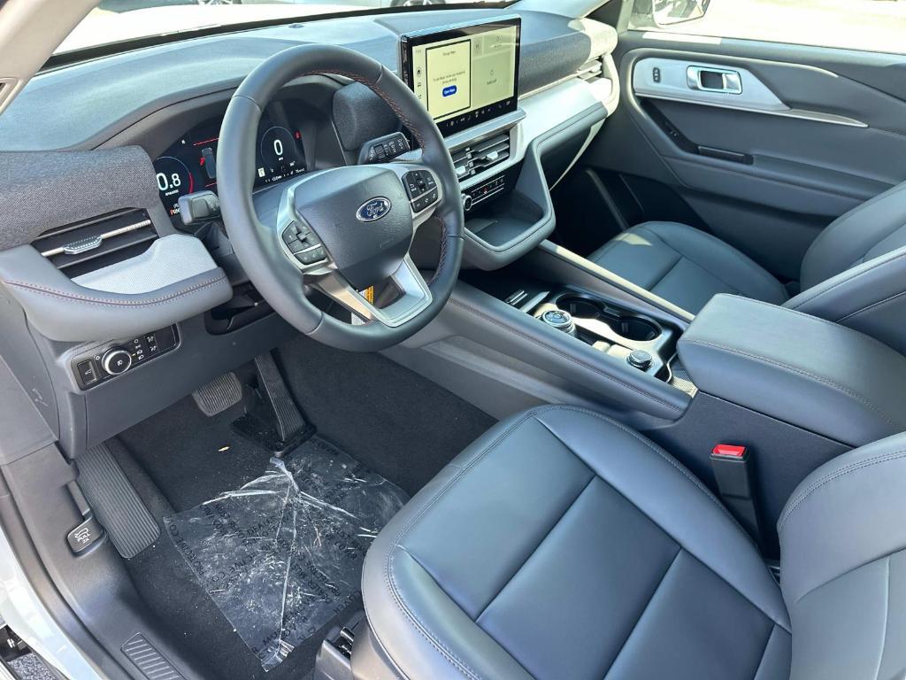 new 2025 Ford Explorer car, priced at $41,010